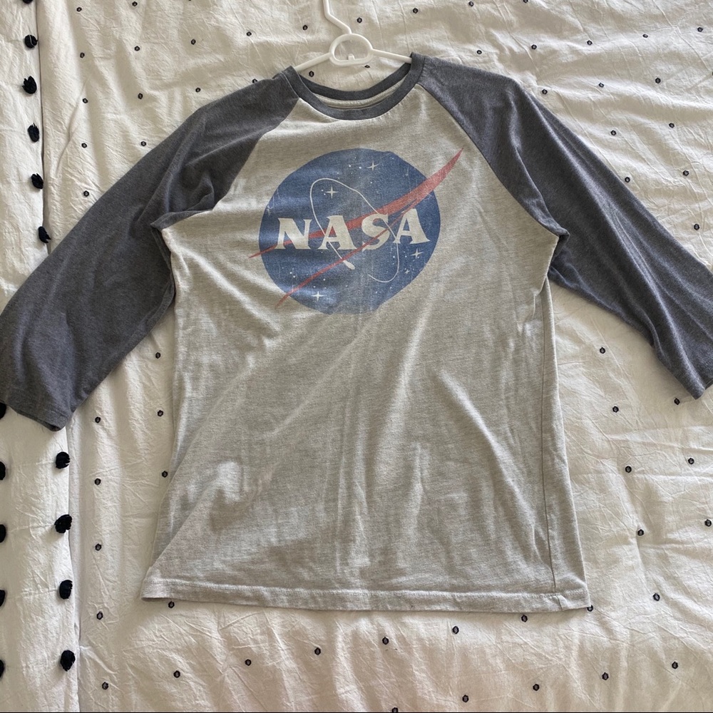 Vintage NASA tee!